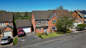 Sandstone Avenue Walton